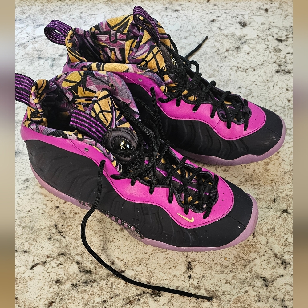Nike FOAM POSITE